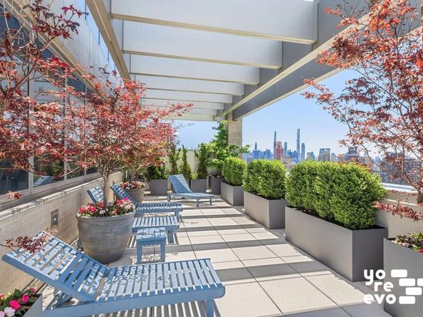 333 East 91st Street 9D, New York NY 10128
