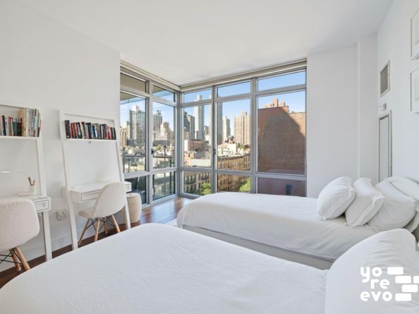 333 East 91st Street 9D, New York NY 10128