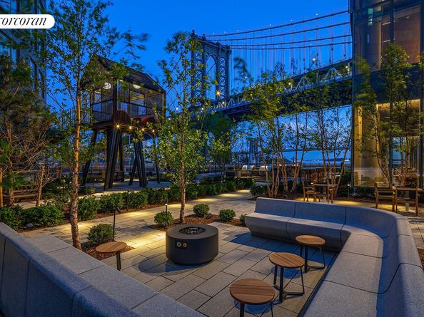 252 South Street 77J, New York NY 10002