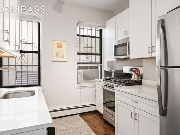 351 West 53rd Street 4E, New York NY 10019