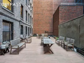 150 East 49th Street 9D, New York NY 10017