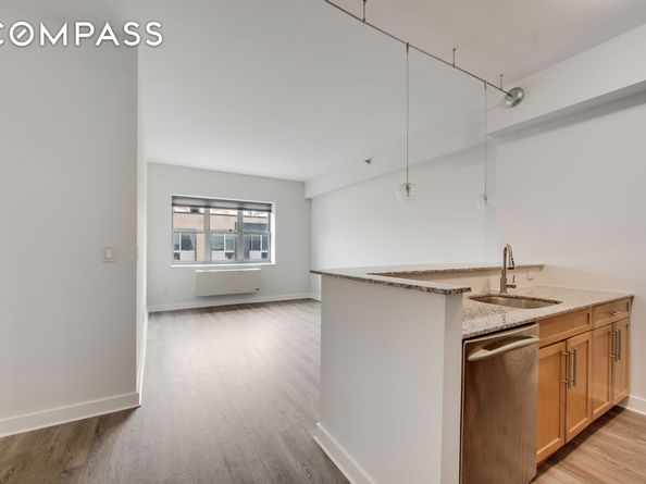 516 West 47th Street N7A, New York NY 10036