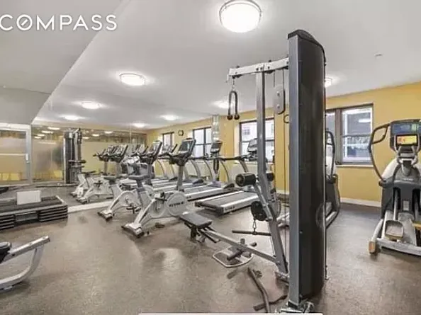 516 West 47th Street N7A, New York NY 10036