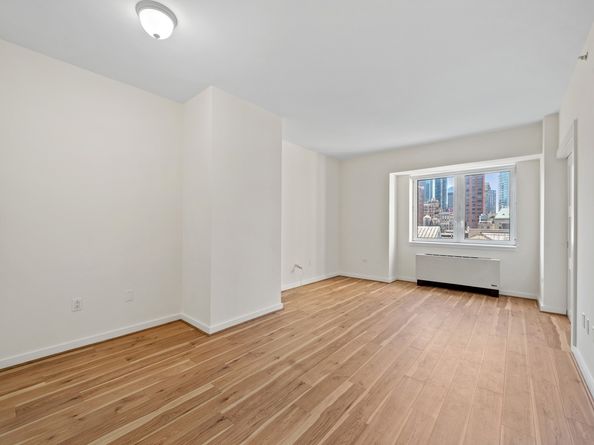 425 5th Avenue 23D, New York NY 10016