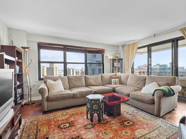 413 Grand Street F1603, New York NY 10002
