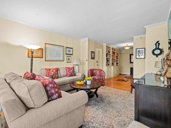 3299 Cambridge Avenue 8J, Bronx NY 10463