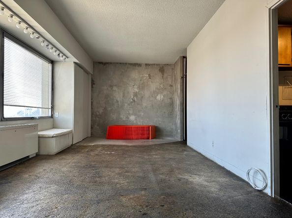 180 Park Row 25E, New York NY 10038