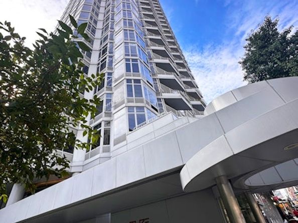 200 East 32nd Street 25B, New York NY 10016