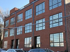 5-30 47th Avenue 3A, Queens NY 11101