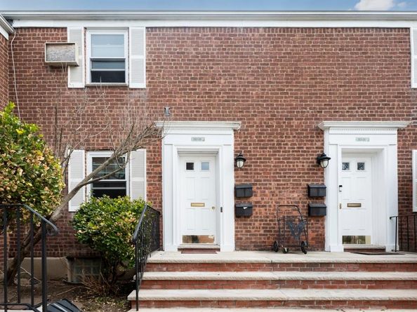 263-28 73rd Avenue 1, Queens NY 11004