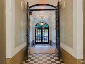 77 Eastern Parkway 2D, Brooklyn NY 11238