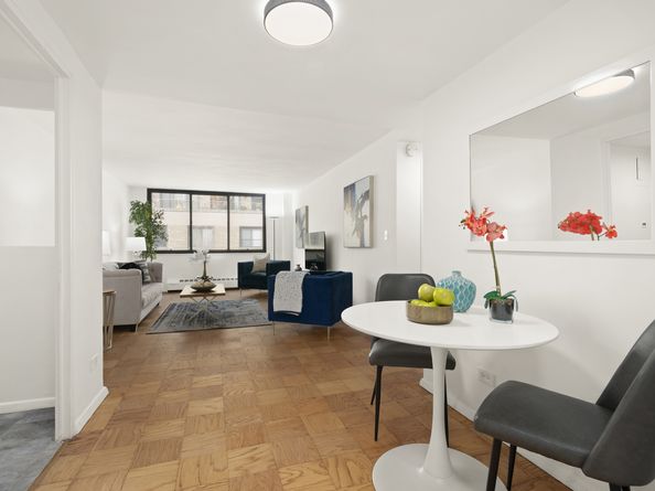 16 West 16th Street 14GS, New York NY 10011