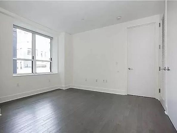 416 West 52nd Street 610, New York NY 10019