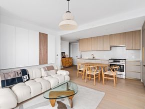 3 Court Square 2902, Queens NY 11101