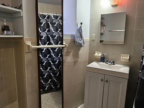 319 East 105th Street 6B, New York NY 10029