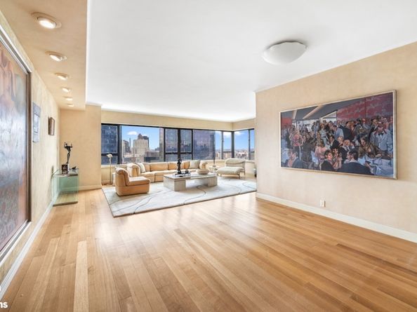425 East 58th Street 25B, New York NY 10022