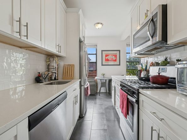 61-09 39th Avenue N4, Queens NY 11377