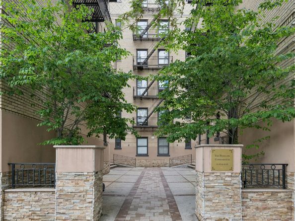 61-09 39th Avenue N4, Queens NY 11377