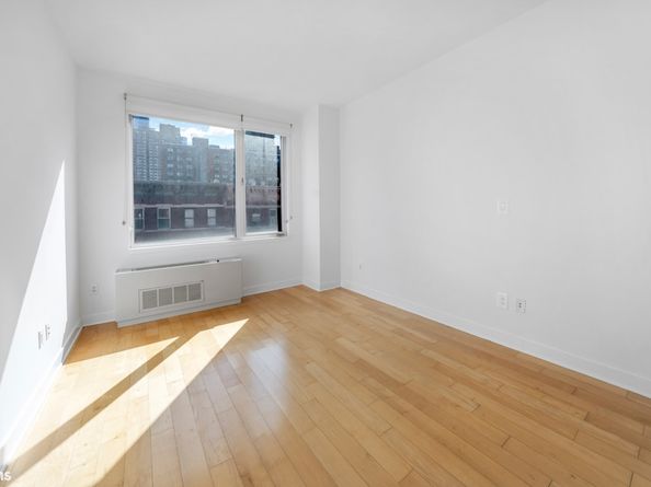 517 West 46th Street 601, New York NY 10036