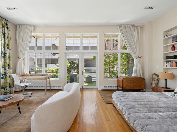 354 Broadway 8, New York NY 10013