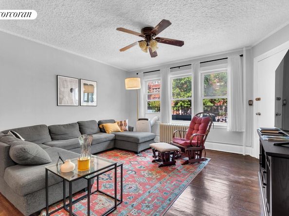 20-27 31st Street, Queens NY 11105