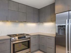 52 Innes Court 308, San Francisco CA 94124