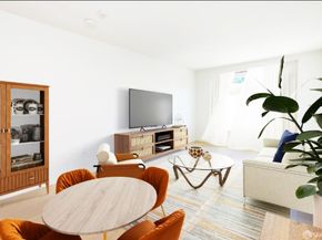 52 Innes Court 308, San Francisco CA 94124