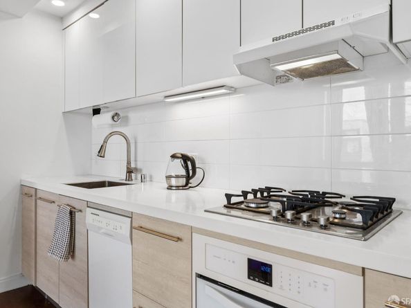 555 Fulton Street 209, San Francisco CA 94102