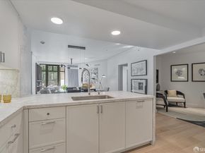 875 California Street 202, San Francisco CA 94108