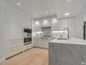 875 California Street 202, San Francisco CA 94108