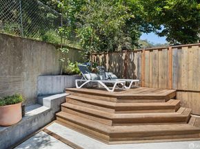 17 Paradise Avenue, San Francisco CA 94131