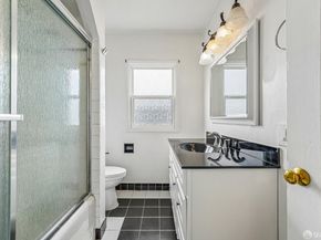 2990 Barrett Street, Oakland CA 94605