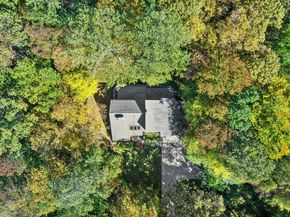90 Old Stagecoach Road, Redding CT 06896