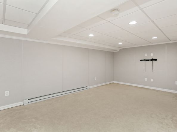 81 Plymouth Avenue, Trumbull CT 06611