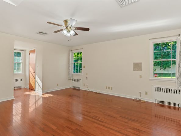 81 Plymouth Avenue, Trumbull CT 06611