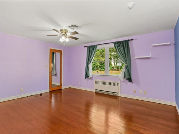 81 Plymouth Avenue, Trumbull CT 06611