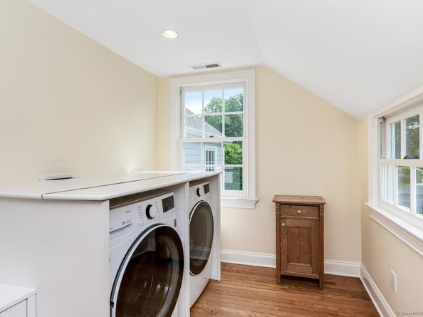 3 Bittersweet Trail, Norwalk CT 06853