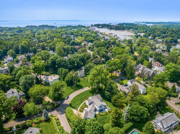 3 Bittersweet Trail, Norwalk CT 06853