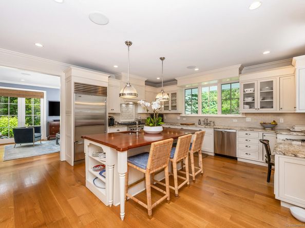 3 Bittersweet Trail, Norwalk CT 06853