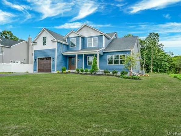 329 Weeks Avenue, Manorville NY 11949