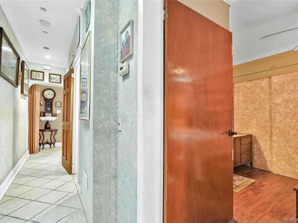 1623 George Street, Ridgewood NY 11385