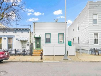 1623 George Street