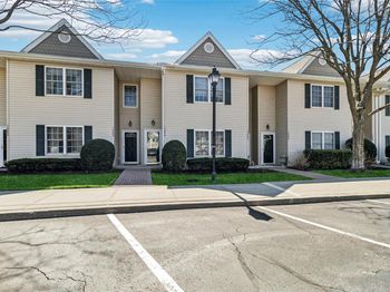 1082 Savoy Drive