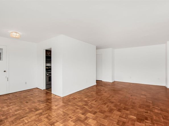 3131 Grand Concourse 5D, Bronx NY 10468