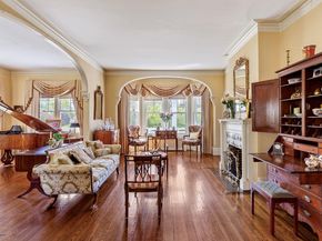35 S Penataquit Avenue, Bay Shore NY 11706