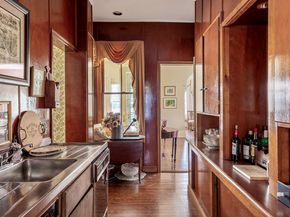 35 S Penataquit Avenue, Bay Shore NY 11706