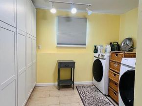 1300 Race Avenue, Medford NY 11763