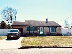 1300 Race Avenue, Medford NY 11763