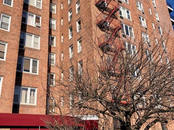 245 Rumsey Road 1F, Yonkers NY 10701