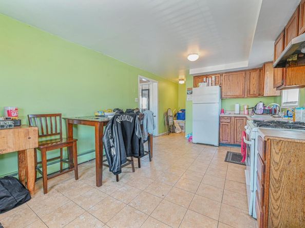 20 E Pine Street, Long Beach NY 11561